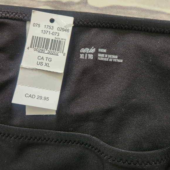 NWT- Aerie Black Bikini Swim Bottom - Picture 3 of 3